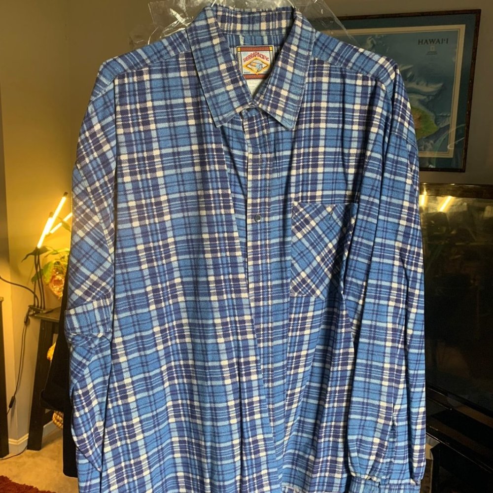 Flanel Button-Down